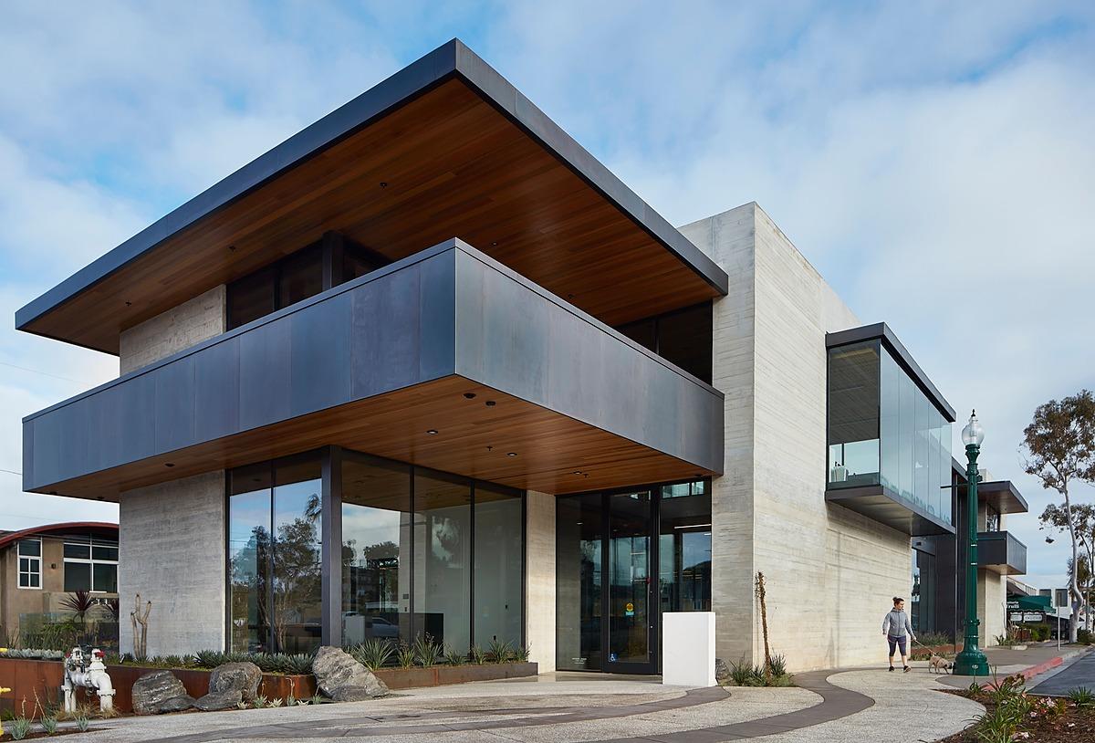 Commercial steel windows for National Bank in California