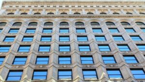 Aluminum Metro series windows for historical landmark
